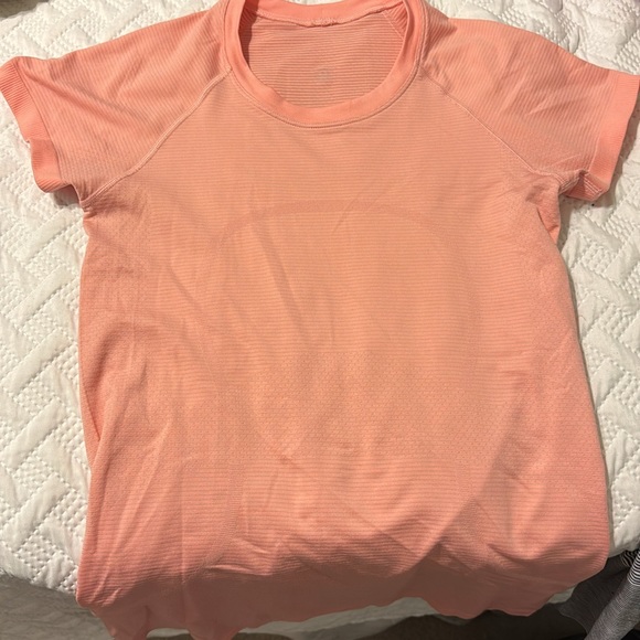 Lululemon, size 4, swiftly tech - Picture 2 of 3